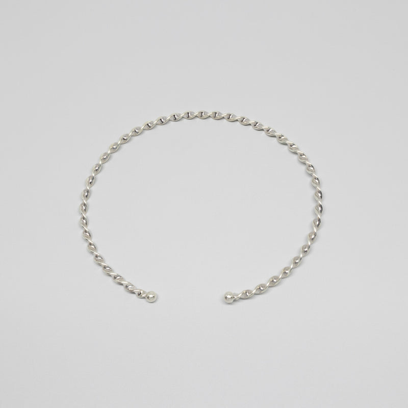 twisted arm cuff