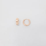 satin huggie creolen roségold