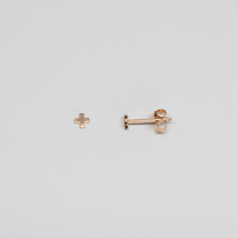 shiny cross stud | solid gold