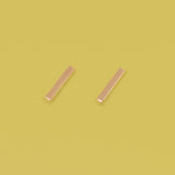 Ohrstecker in Stabform glänzend in roségold - shiny bar stud