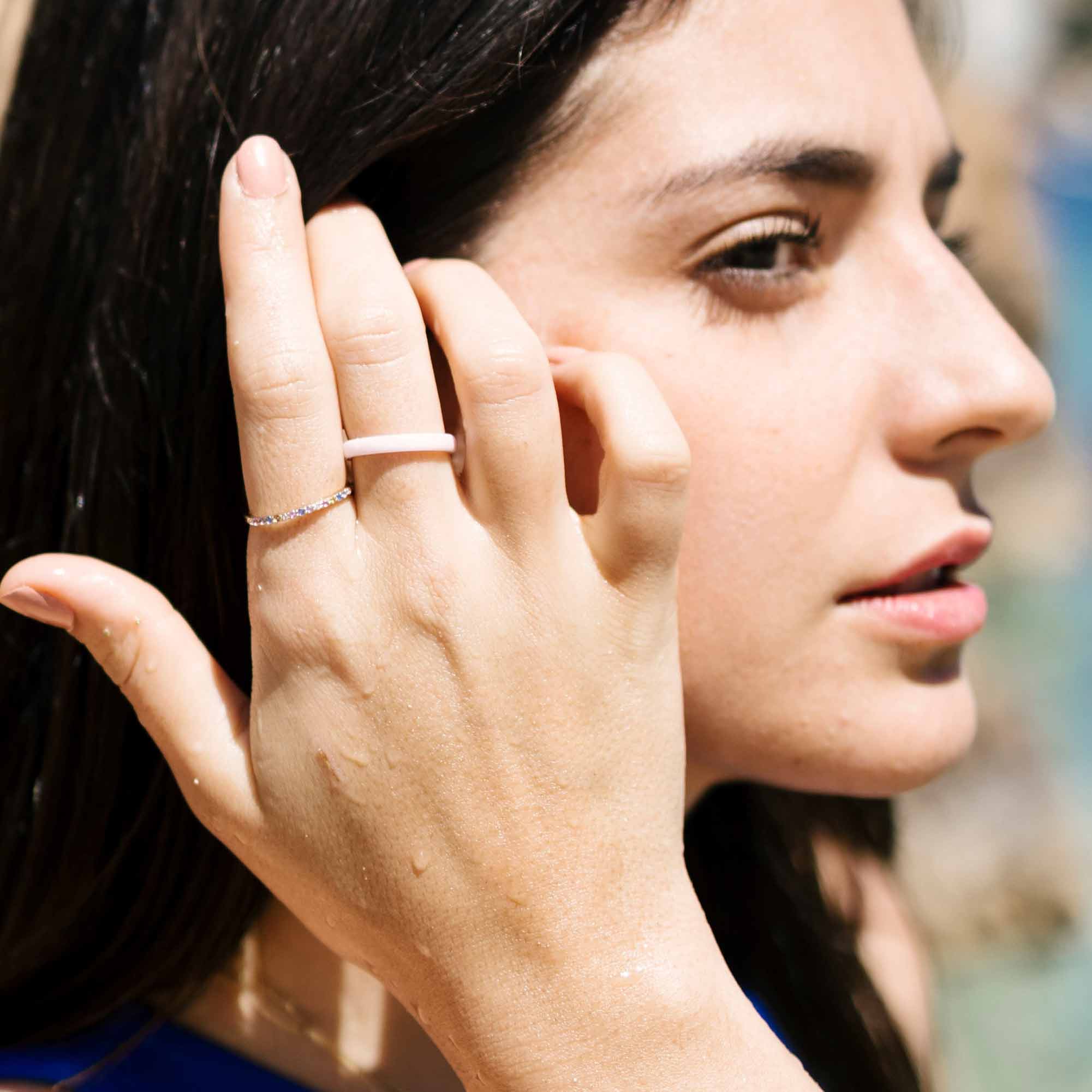 colored memory ring | solid gold